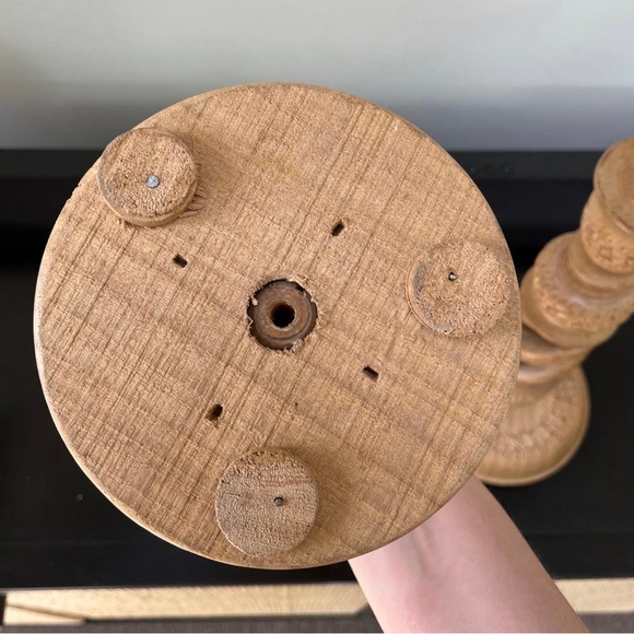 Wood carved pair of 12”candlestick holders decor natural wood - Picture 4 of 8